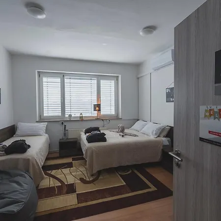 Do Avta 4* 卢布尔雅那